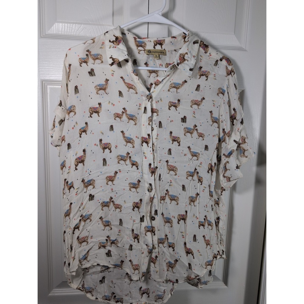 Democracy Women  Boho Peasant Button Blouse size M  Llama or Alpacas 100%‎ Rayon